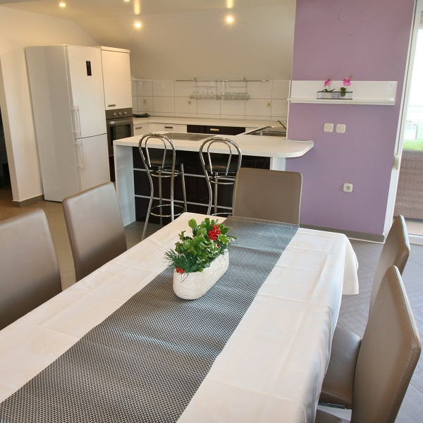 Küche, Zatonka 1, Apartments Zatonka in der Nähe des Meeres, Zaton, Dalmatien, Kroatien Zaton
