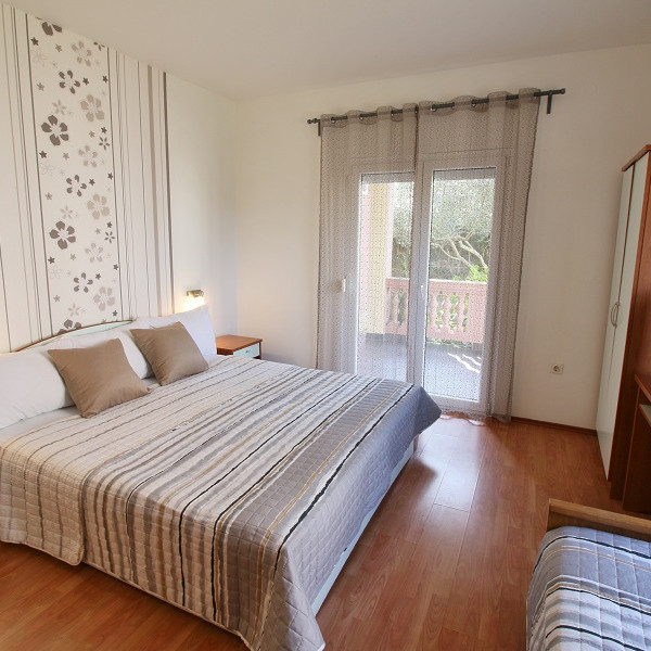 Bedrooms, Zatonka 2, Apartments Zatonka near the sea, Zaton, Dalmatia, Croatia Zaton