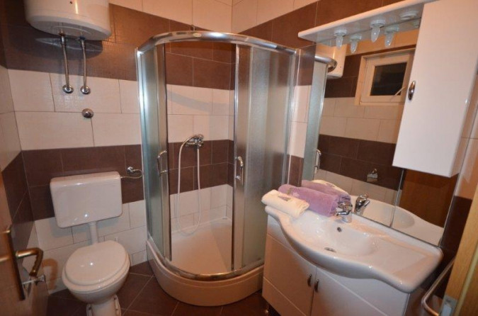 Apartman A5, Apartmani Zatonka blizu mora, Zaton - Dalmacija Zaton